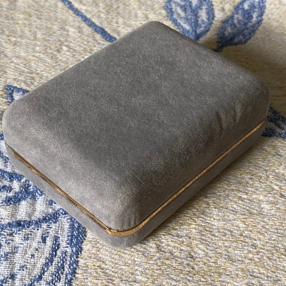 Gold Electroplate Keyring Satin Finish Rectangular - Picture 15 of 16